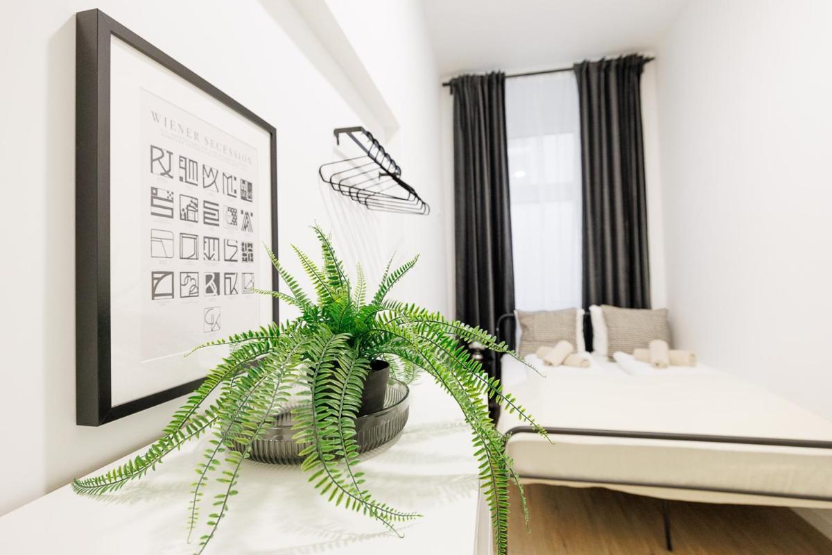 Central City Style Rooms By Home2 Vienna Esterno foto