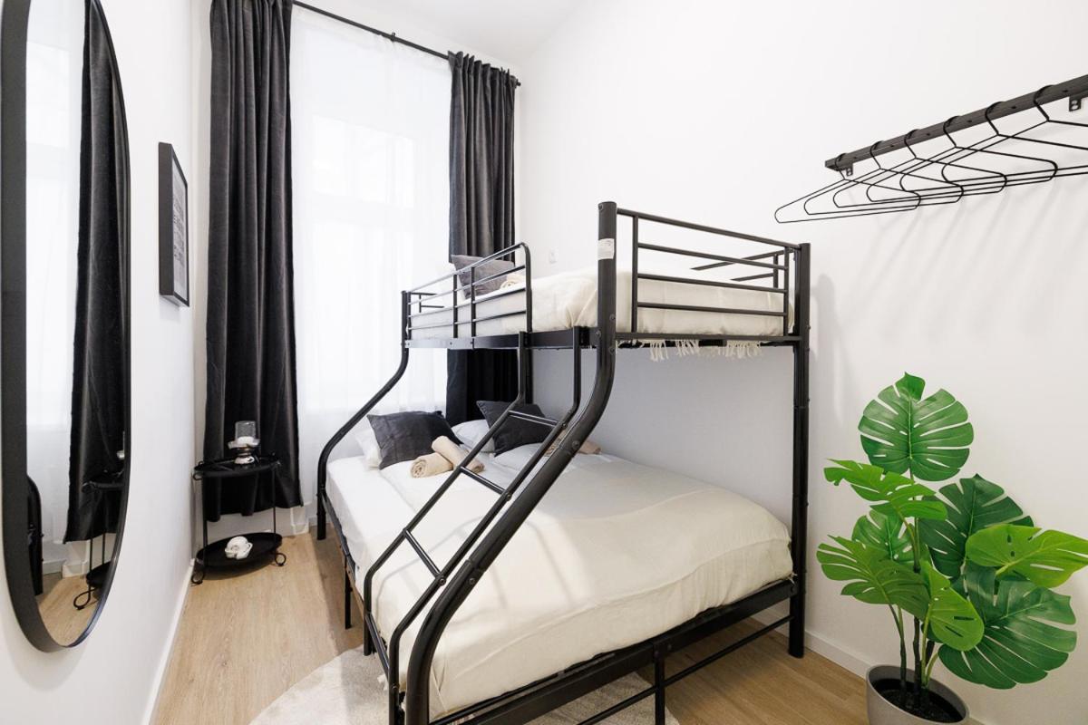 Central City Style Rooms By Home2 Vienna Esterno foto