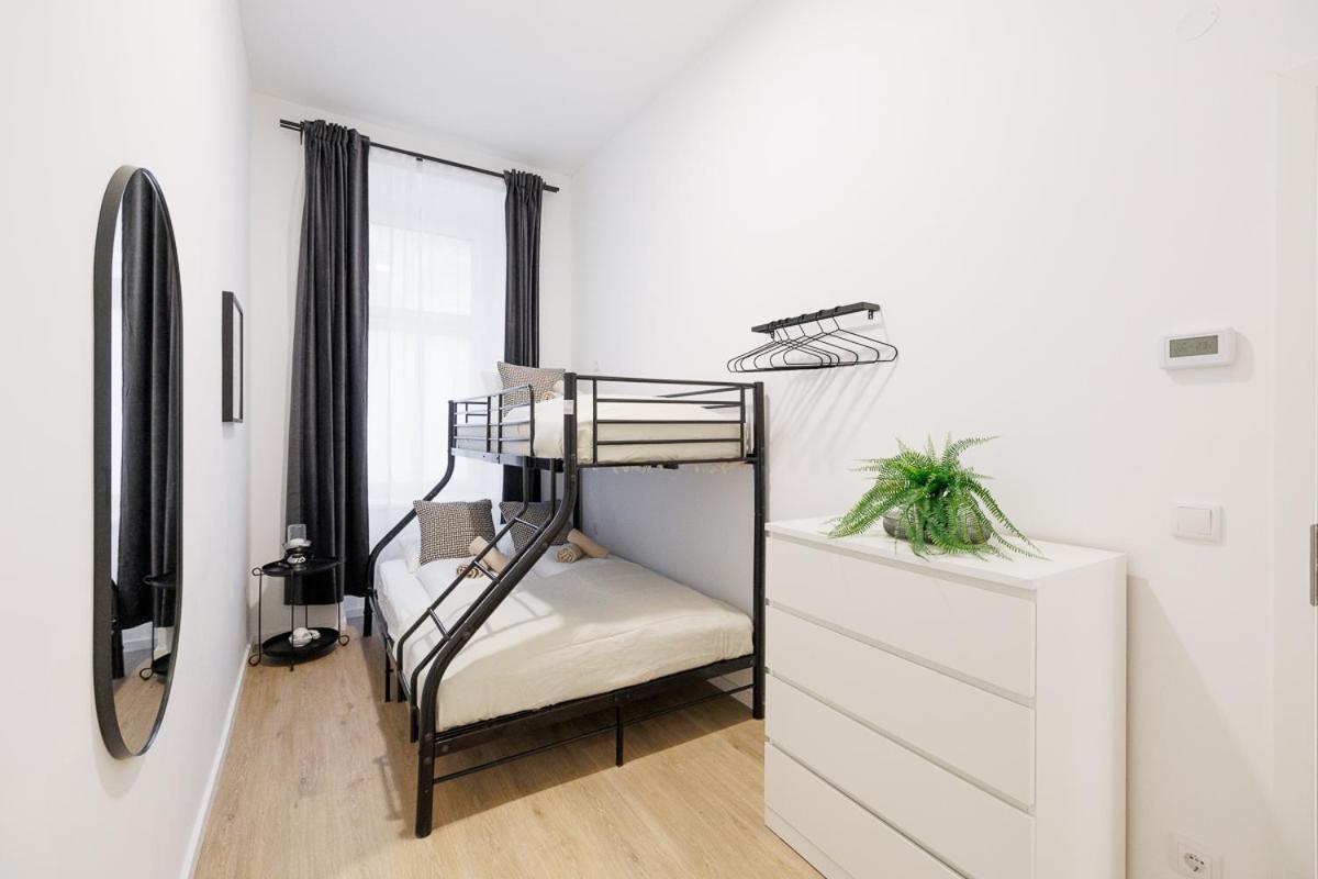 Central City Style Rooms By Home2 Vienna Esterno foto